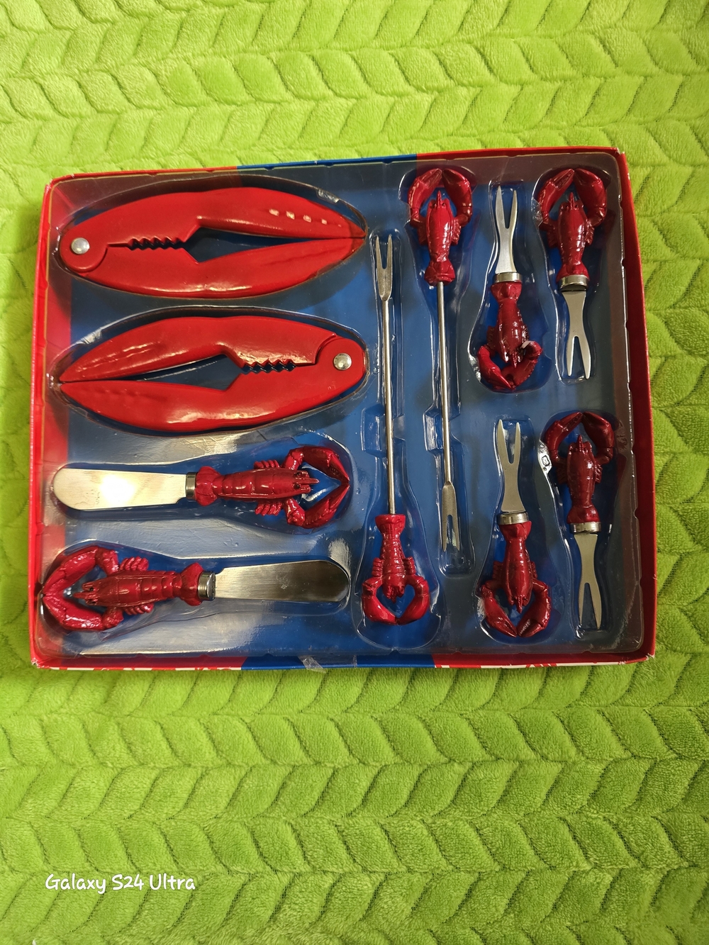 VINTAGE Boston Warehouse Red Lobster Appetizer Tool Set